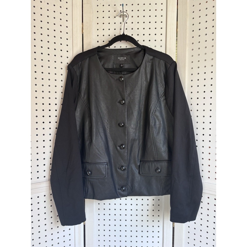 Torrid Faux Leather Mixed Media Stretch SLV Button Jacket Sz 1 (14/16) Blazer